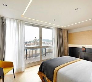 474844 Guest Room