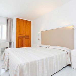 601487 Guest Room