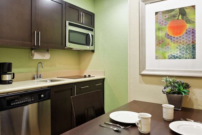 HOMEWOOD SUITES BY HILTON ORLANDO THEME PARKS $110 ($̶2̶0̶6̶