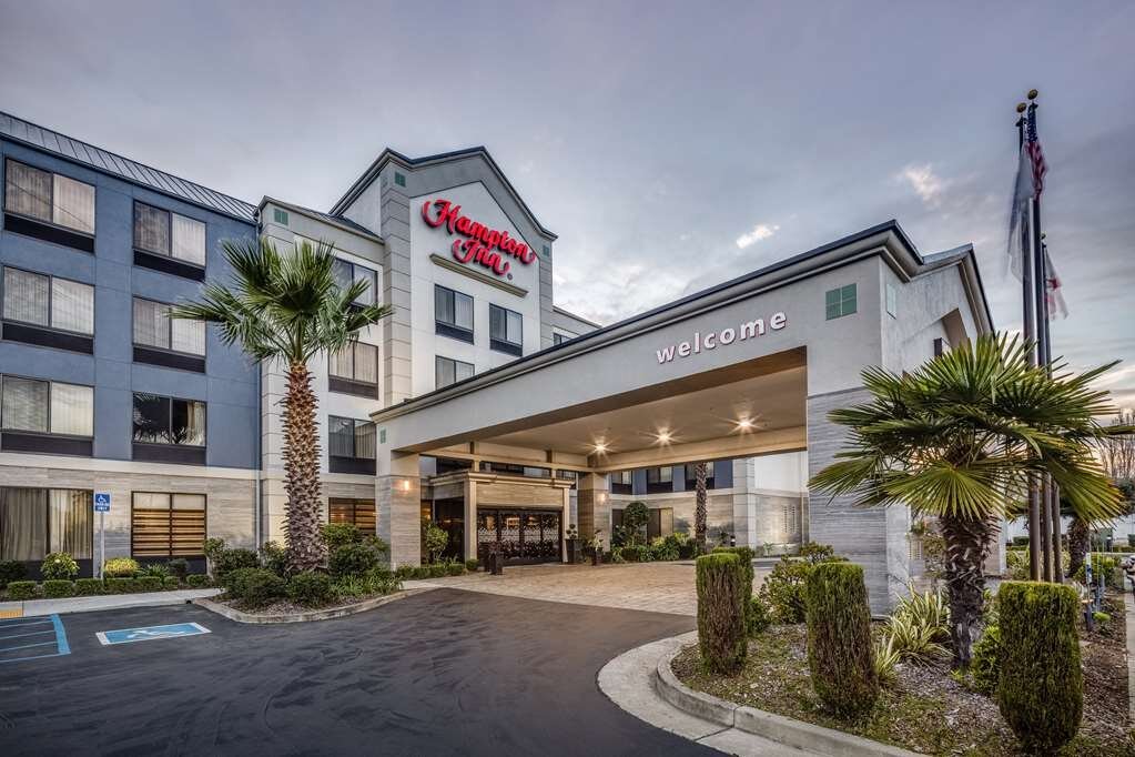 ハンプトン イン サンフランシスコ エアポート (Hampton Inn San Francisco-Airport) -サウス サン  フランシスコ-【 2024年最新の料金比較・口コミ・宿泊予約 】- トリップアドバイザー