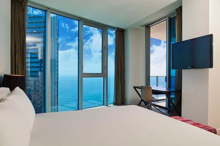 Hilton Surfers Paradise Hotel & Residences, Australia - www