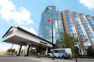 Hilton Toronto / Markham Suites Conference Centre & Spa in Markham