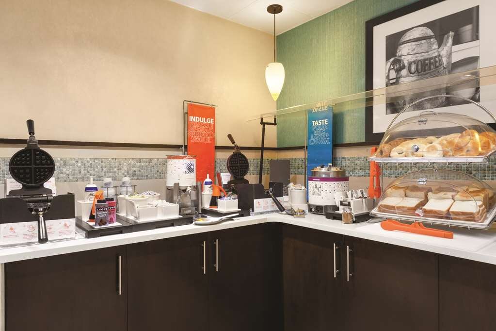 Hotel photo 68 of Hampton Inn Orlando International Drive / Convention Center.