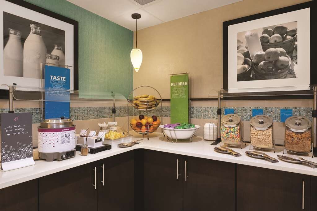 Hotel photo 69 of Hampton Inn Orlando International Drive / Convention Center.