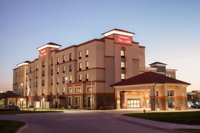 HAMPTON INN & SUITES WEST DES MOINES/SW MALL AREA $98 ($̶1̶0̶6̶ ...