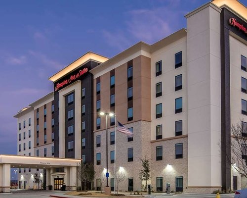 HAMPTON INN & SUITES DALLAS-THE COLONY, TX - Prices & Hotel Reviews