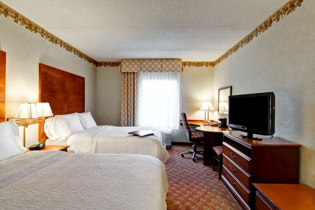 Hotel photo 3 of Hampton Inn & Suites Leesburg.