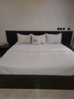 EL-BINT HOTEL AND SUITES - Guest house Reviews (Jimeta, Nigeria)