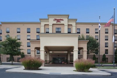 Hotel photo 15 of Hampton Inn Knoxville-West At Cedar Bluff.