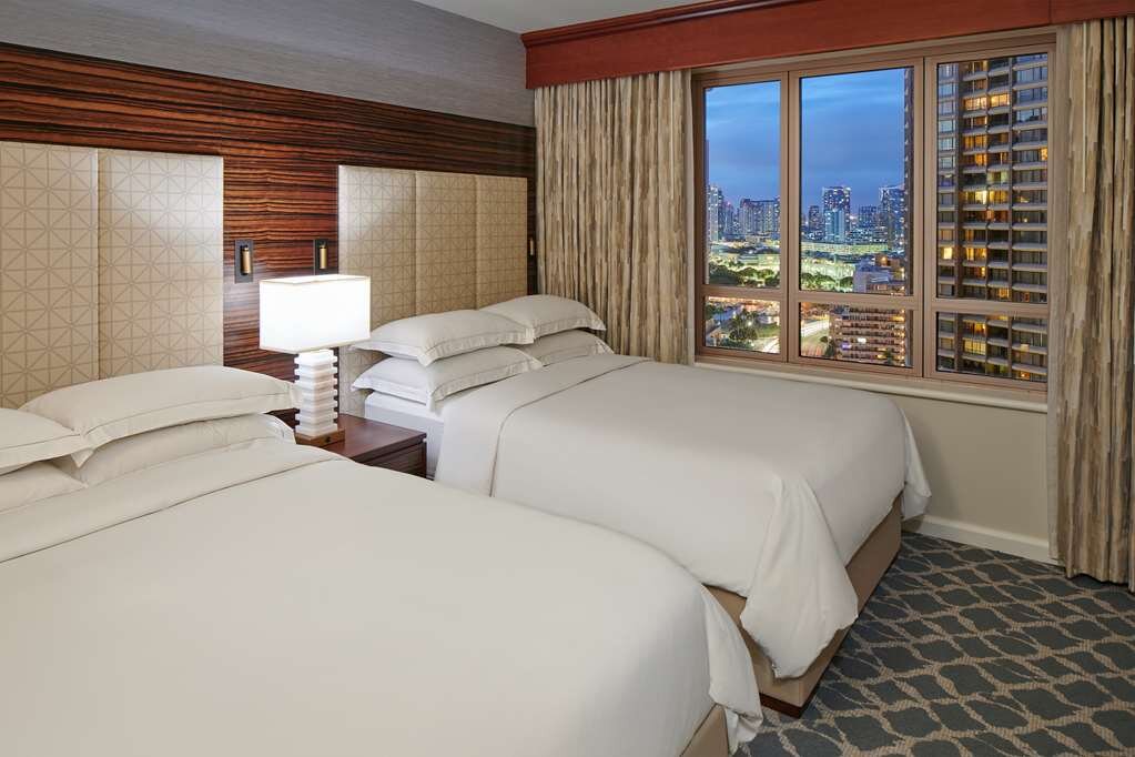 Hotel photo 1 of Hilton Grand Vacations Club Grand Waikikian Honolulu.