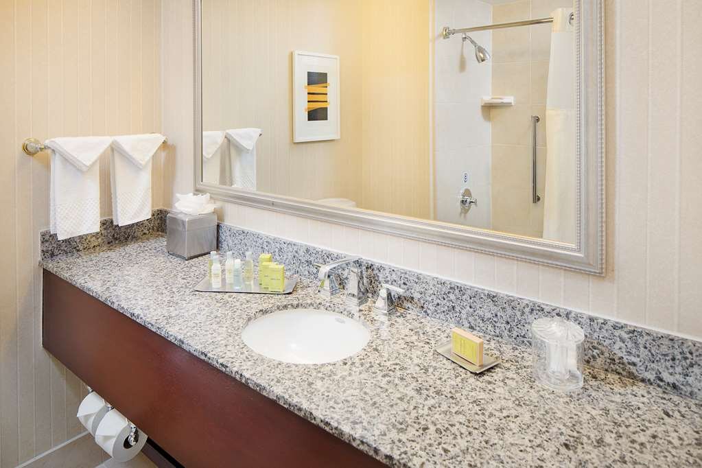 Hotel photo 115 of DoubleTree by Hilton Hotel Los Angeles - Commerce.
