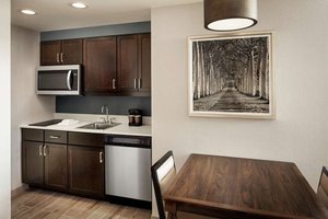 Room & Suite