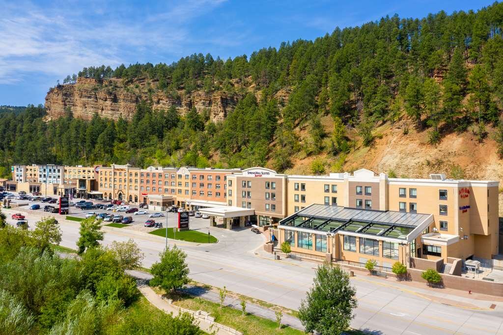 Travel Lodge Deadwood: Your Ultimate Guide to an Unforgettable Stay