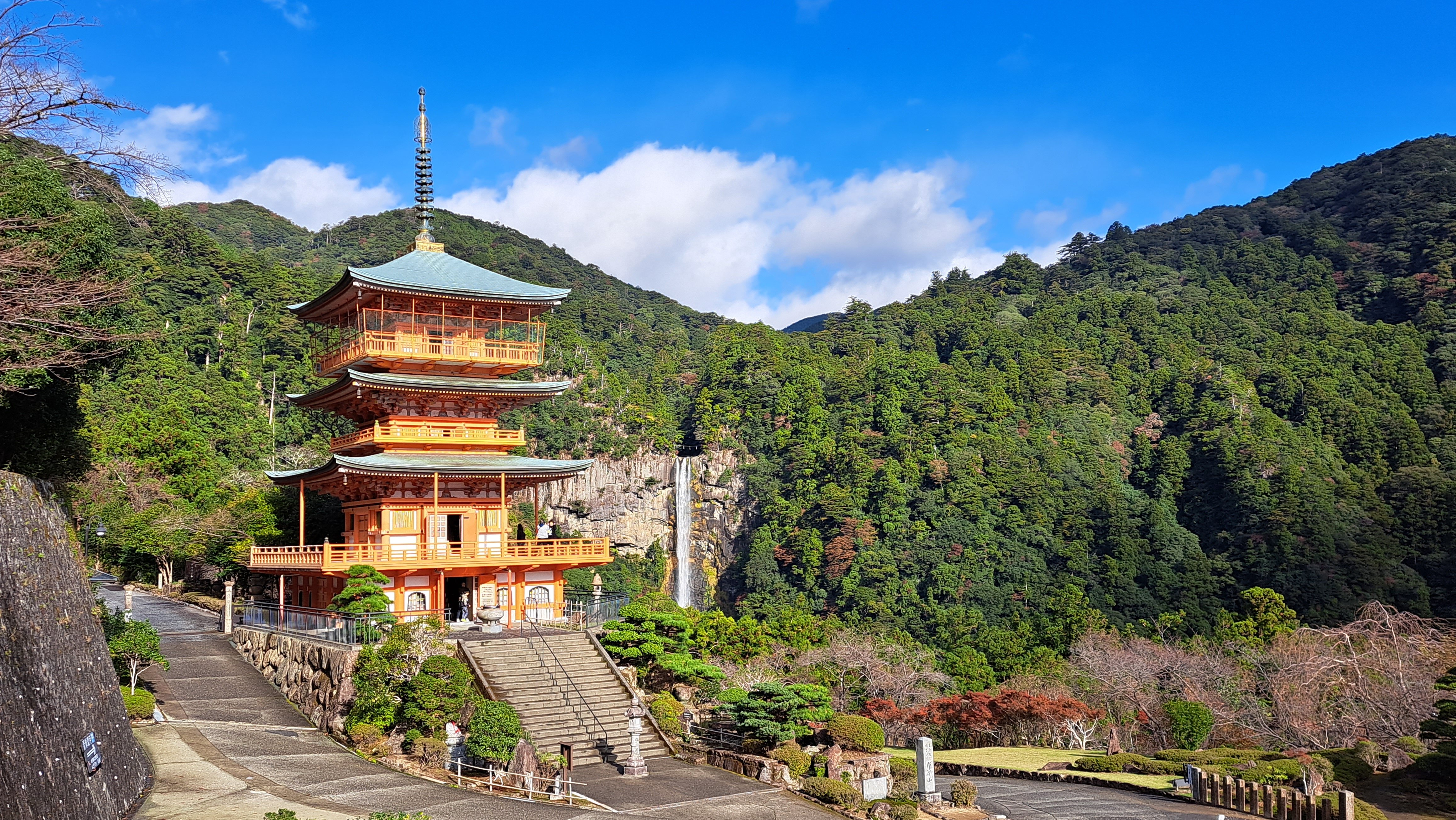 Seiganto-ji Temple, Nachikatsuura-cho Seiganto-ji Temple, Nachikatsuura-cho