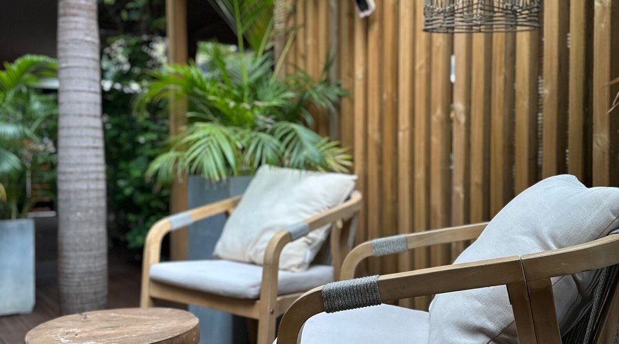 Restaurant raffiné dans un jardin verdoyant pour un moment de détente en plein coeur de St Louis