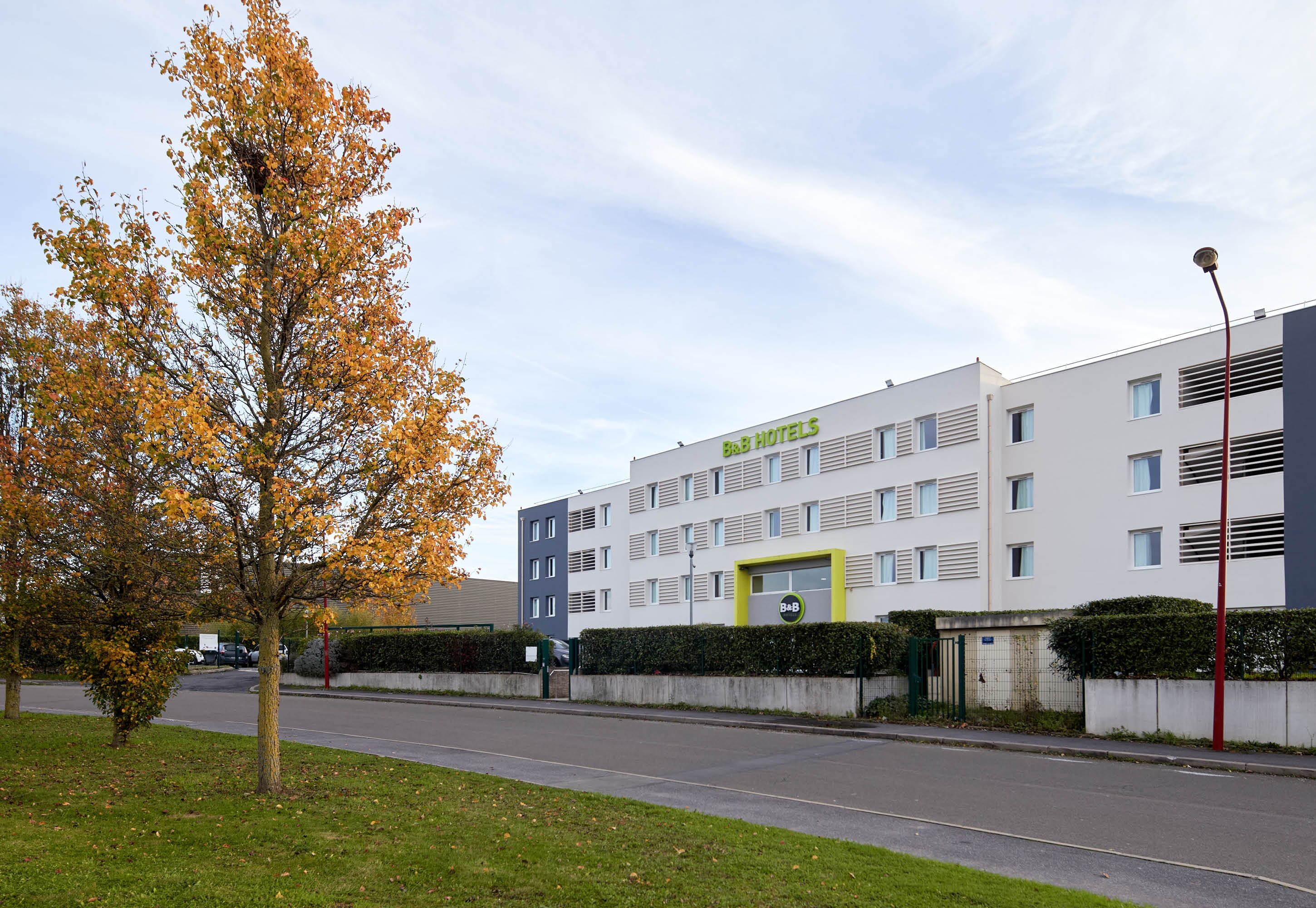 B&B HOTEL PARIS NORD GONESSE PARC DES EXPOS - Updated 2024 Prices ...