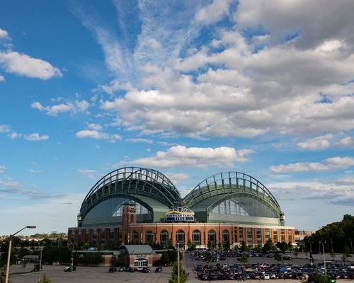 The Bubbles Have Landed in Milwaukee » Urban Milwaukee