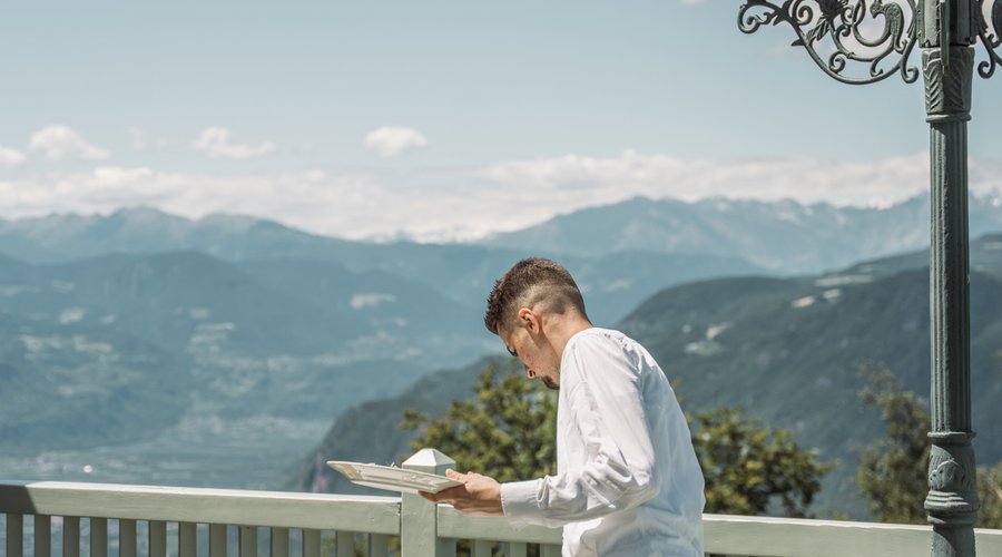 Die Panoramaterrasse hoch über Bozen!