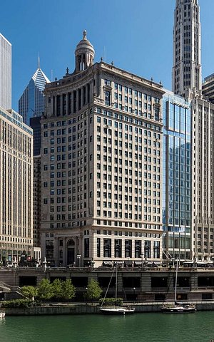 LondonHouse Chicago, Curio Collection by Hilton in Chicago