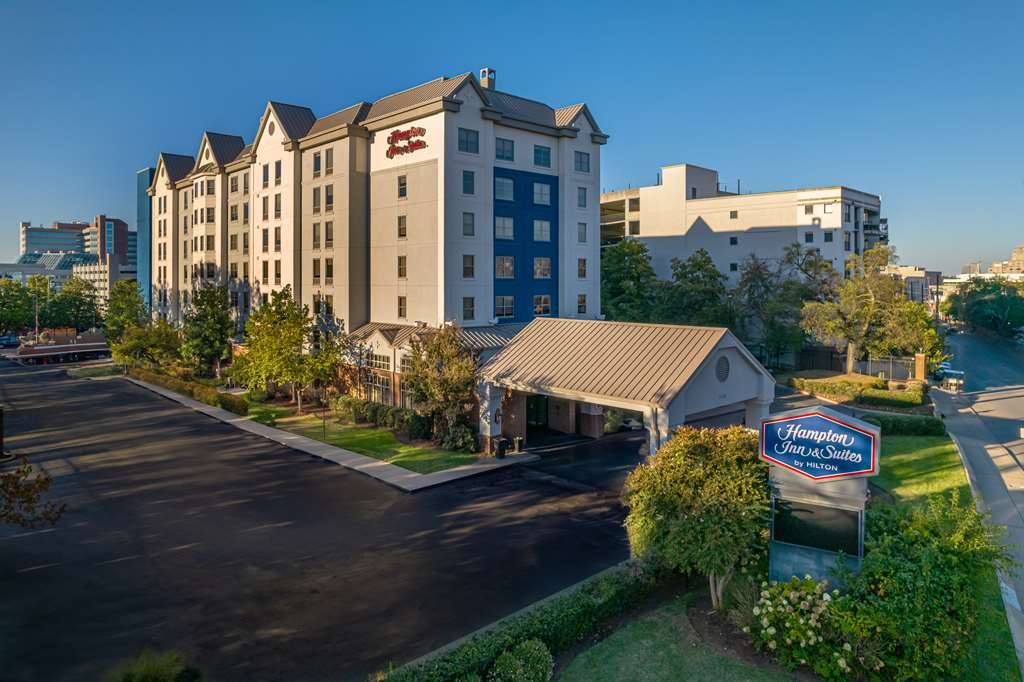 HAMPTON INN SUITES NASHVILLE VANDERBILT ELLISTON PLACE Updated