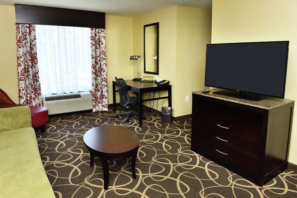 Hilton Garden Inn Atlanta/peachtree City Bar or Lounge: Pictures ...