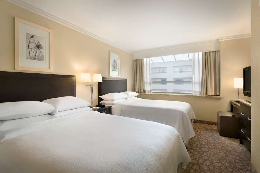 Hotel photo 72 of Embassy Suites by Hilton Los Angeles Glendale.