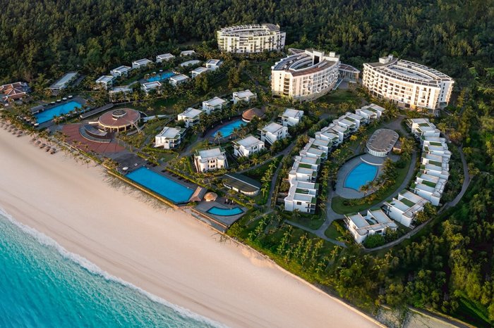 Melia Danang Beach Resort Beach: Pictures & Reviews - Tripadvisor