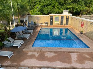 Piscina y playa