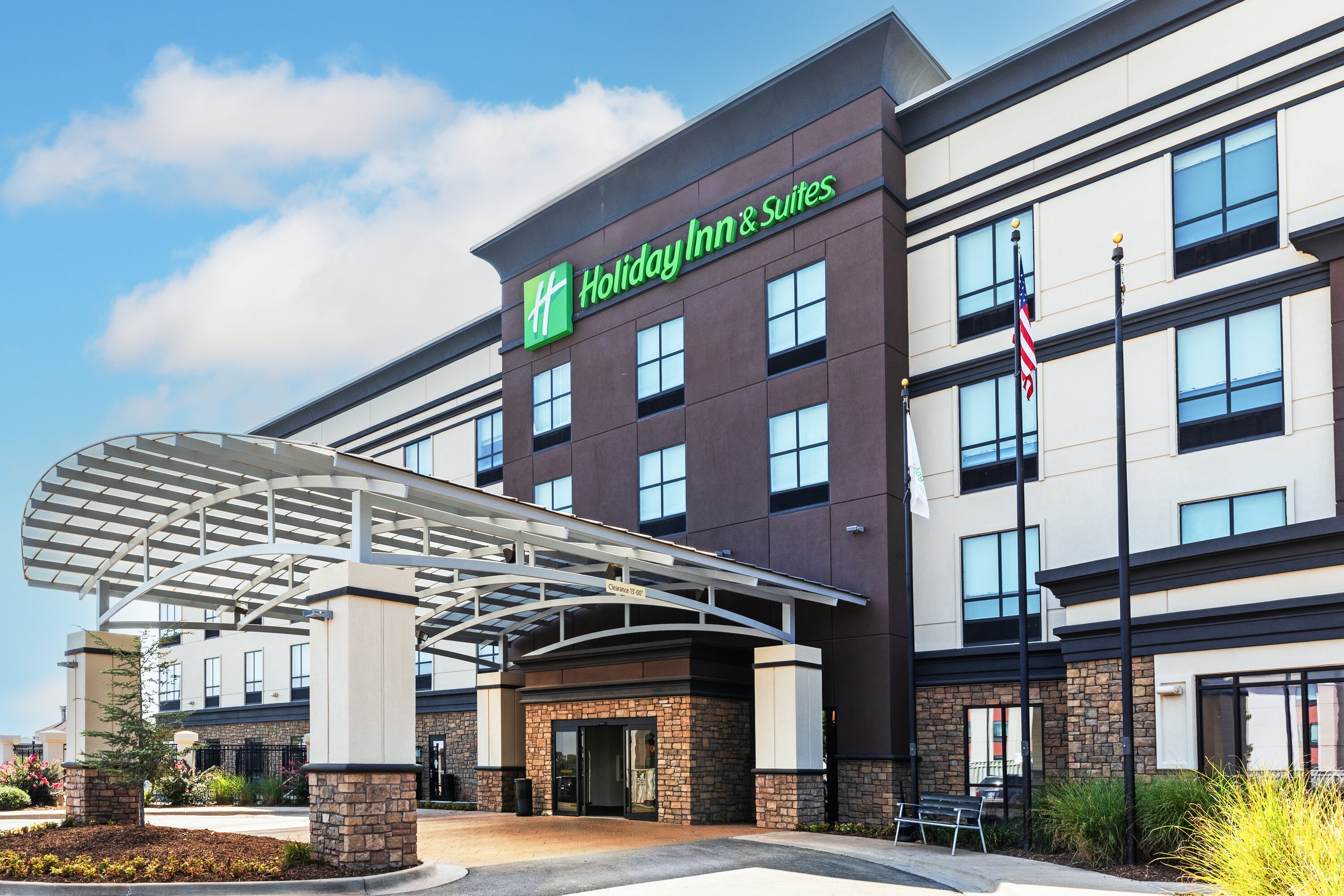 HOLIDAY INN SUITES STILLWATER UNIVERSITY WEST AN IHG HOTEL