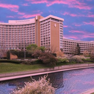 Daybreak at the InterContinental Kansas City Country Club Plaza
