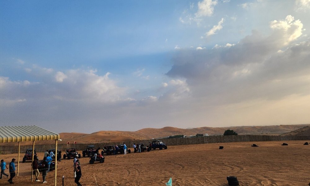 迪拜：Al Khayma Camp™ 的 Red Dunes ATV、沙灘衝浪、駱駝、觀星和 5 星燒烤