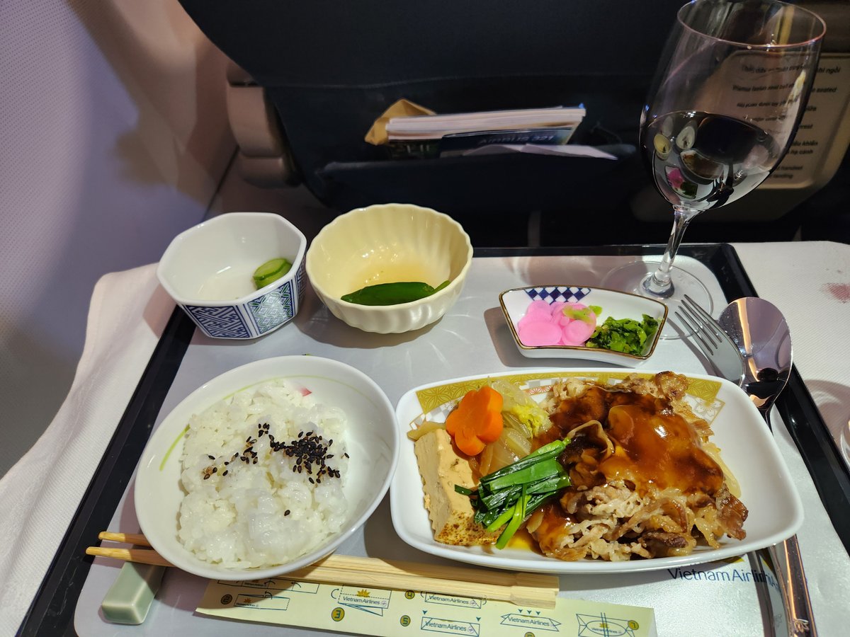 Vietnam Airlines Reviews and Flights - Tripadvisor