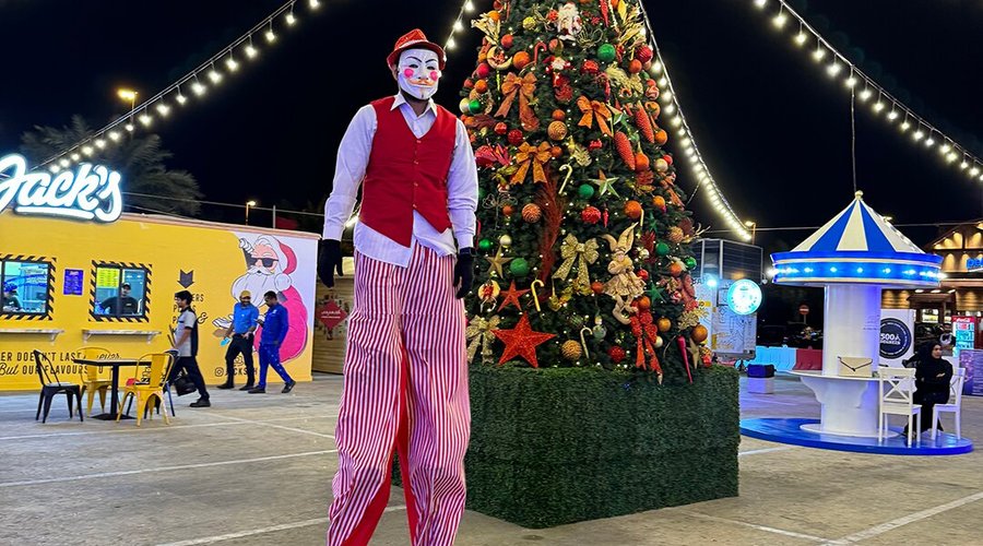 Visit The Winter Market at Al Aali Mall from November 29th to January 2nd, 2024!