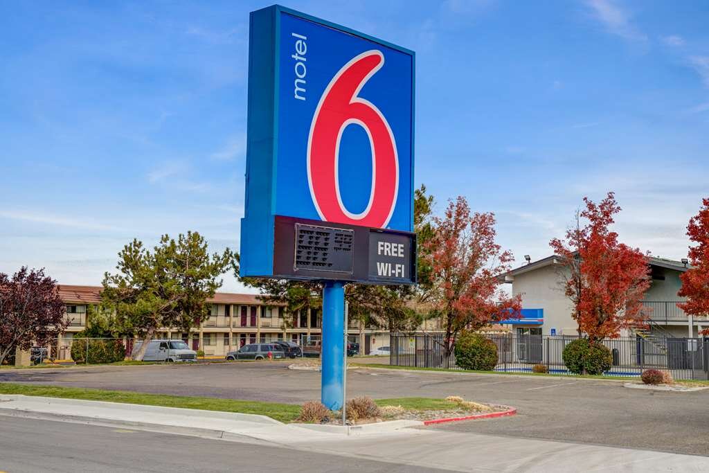 モーテル 6 カールソン シティ (Motel 6 Carson City) -カーソンシティ