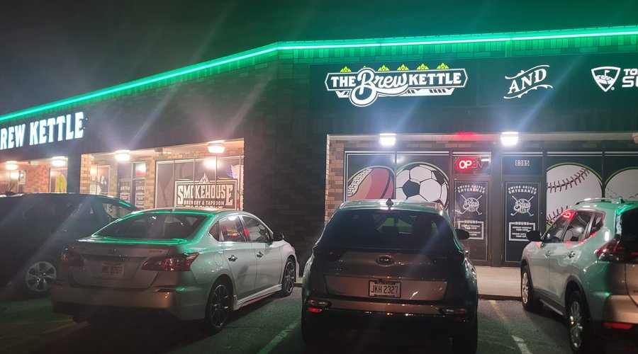 The Brew Kettle Strongville & Topgolf Swing Suites