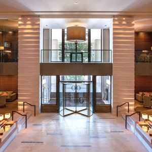 Enjoy opulent space when you step into our hotel lobby