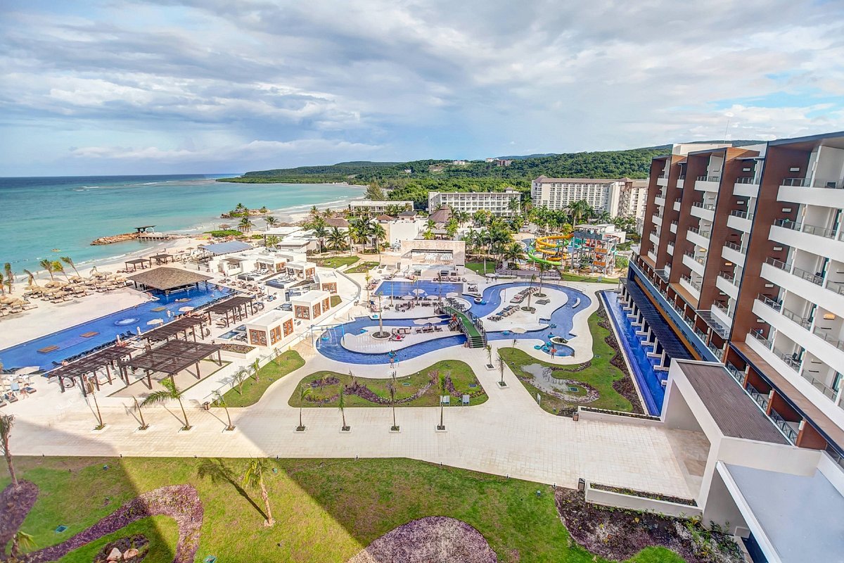 Royalton Blue Waters Montego Bay, An Autograph Collection All