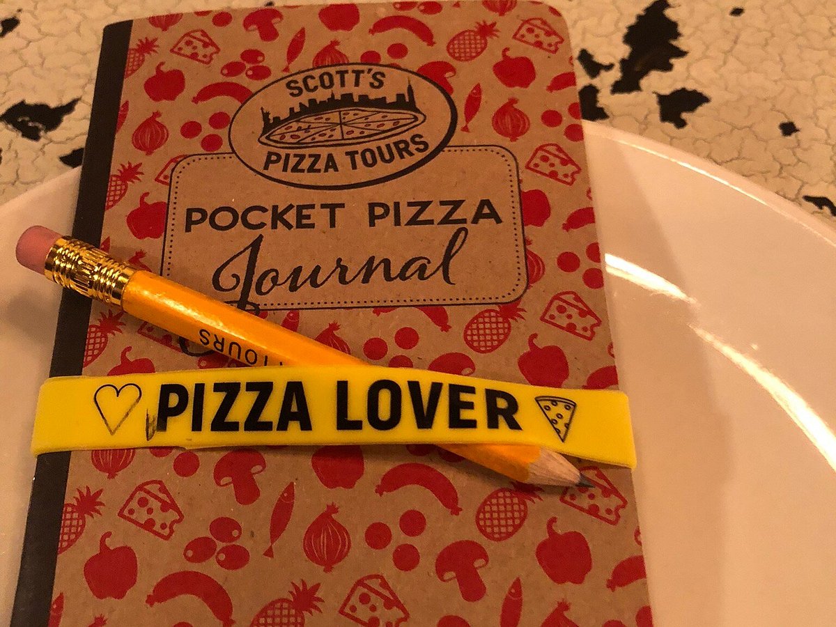 Gift Ideas for Your Favorite Pizza Lover - Scotts Pizza Tours