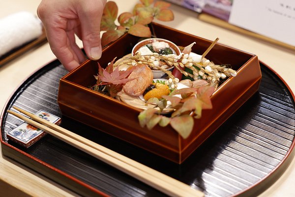Restaurant Nippon  Authentic Edo-style Japanese cuisine Since