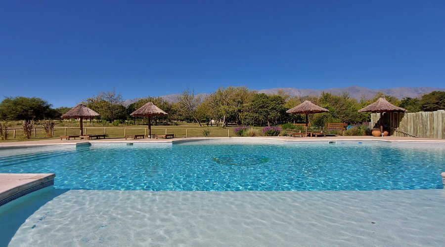 Piscina de 9 x 15mts