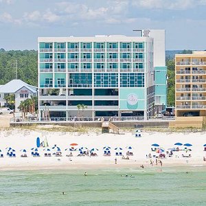 Discover the best of Orange Beach and enjoy your stay at Best Western Premier The Tides.