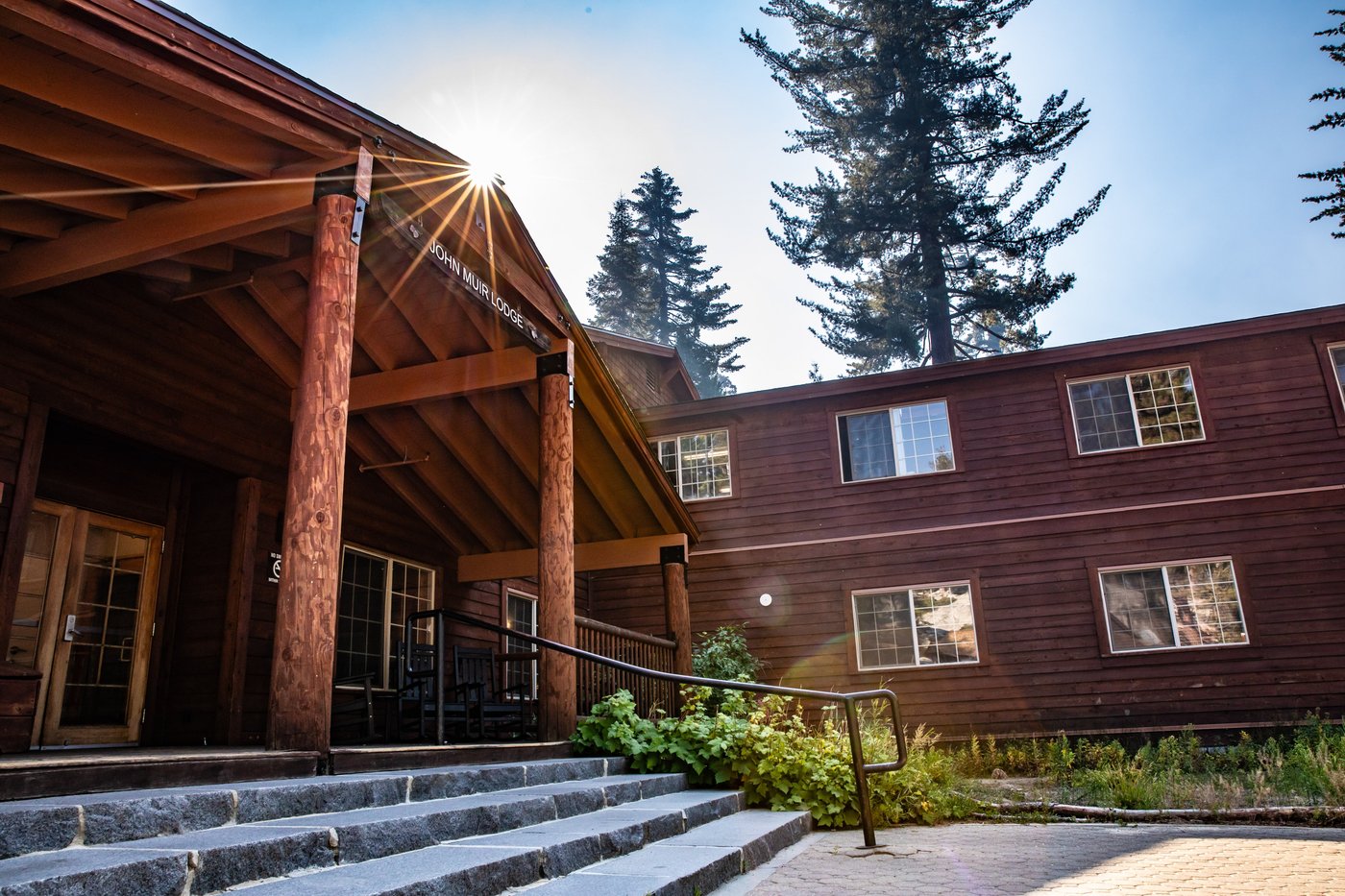 JOHN MUIR LODGE - Updated 2024 Prices & Hotel Reviews (Sequoia and ...