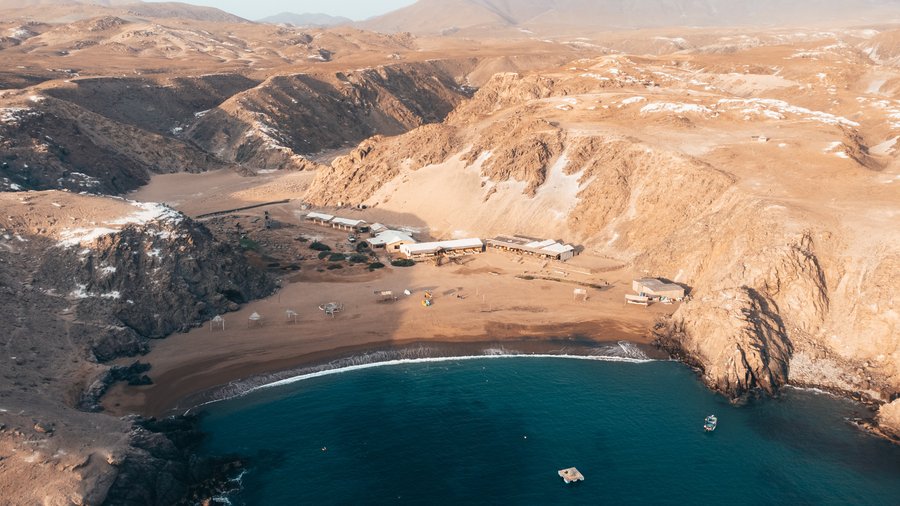 donde las montañas de los Andes se encuentran con el Oceano Pasifico