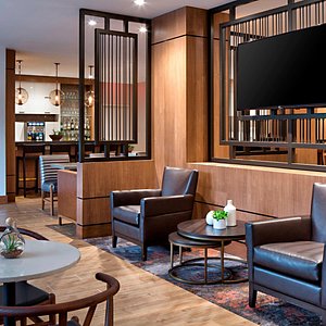 M Club Lounge - Multi-Function Seating Area
