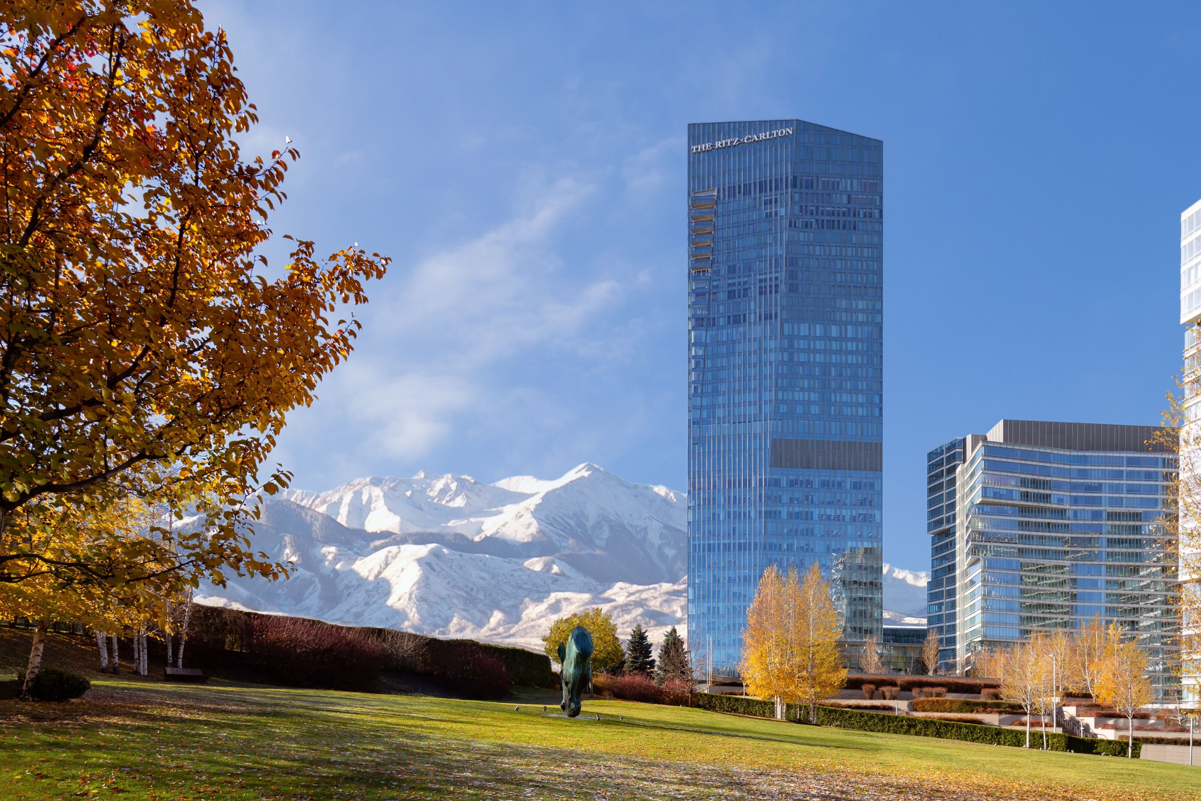 ザ リッツ カールトン アルマトイ (The Ritz-Carlton Almaty