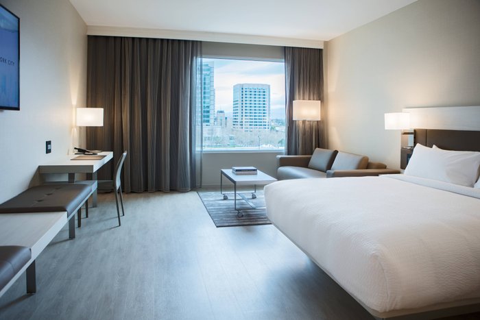 AC HOTEL BY MARRIOTT BETHESDA DOWNTOWN $179 ($̶2̶2̶3̶) - Updated 2023  Prices & Reviews - MD