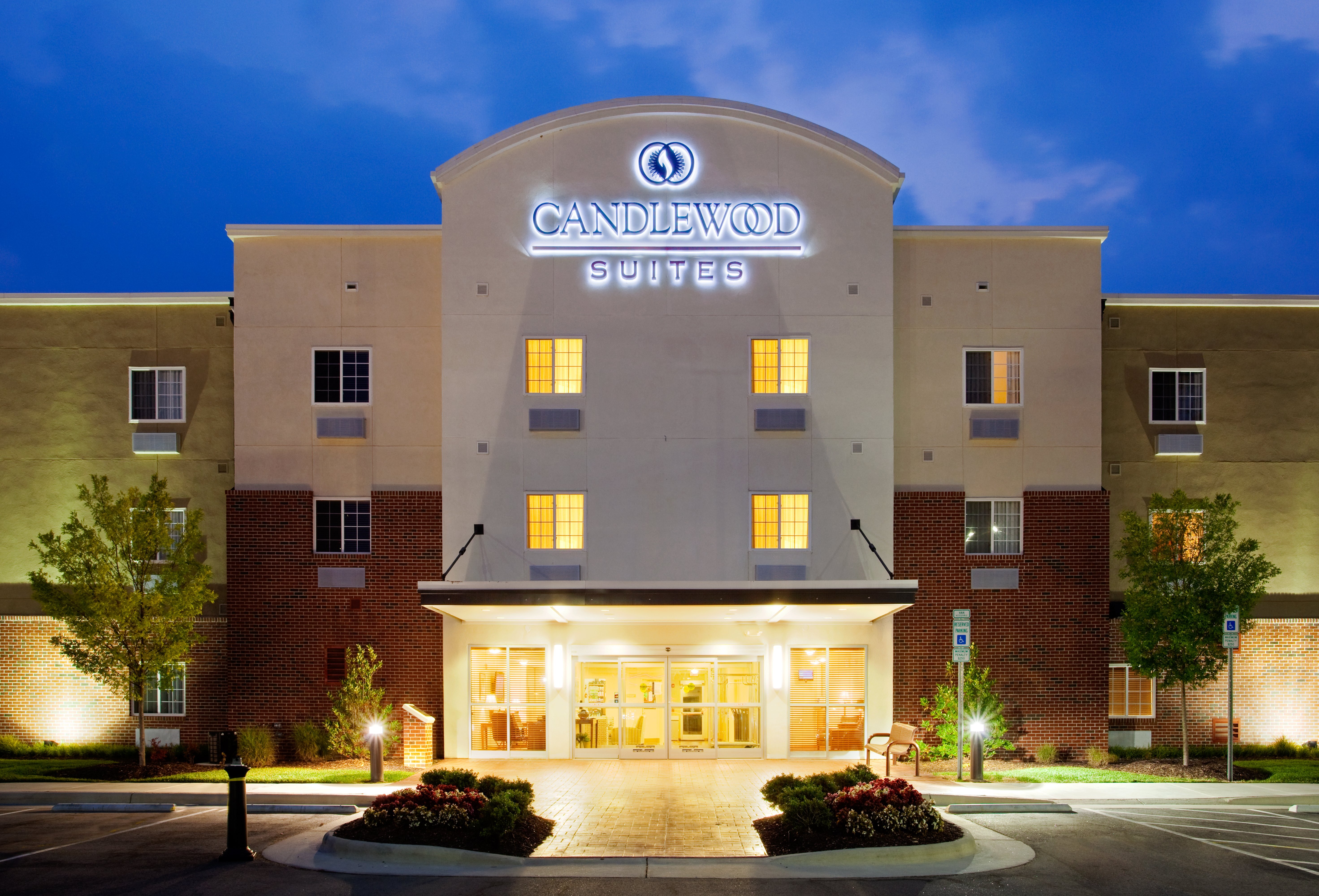 Pet friendly hotels cheap rocky mount nc