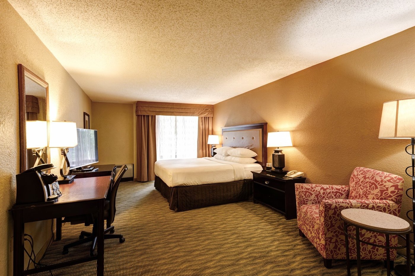CROWNE PLAZA JACKSONVILLE AIRPORT/I-95N, AN IHG HOTEL $100 ($̶1̶9̶9̶) - Updated 2024 Prices & Reviews - FL