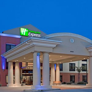 Welcome to the Holiday Inn Express & Suites Sebring