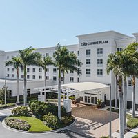 Welcome to the Crowne Plaza Ft. Myers Gulf Coast